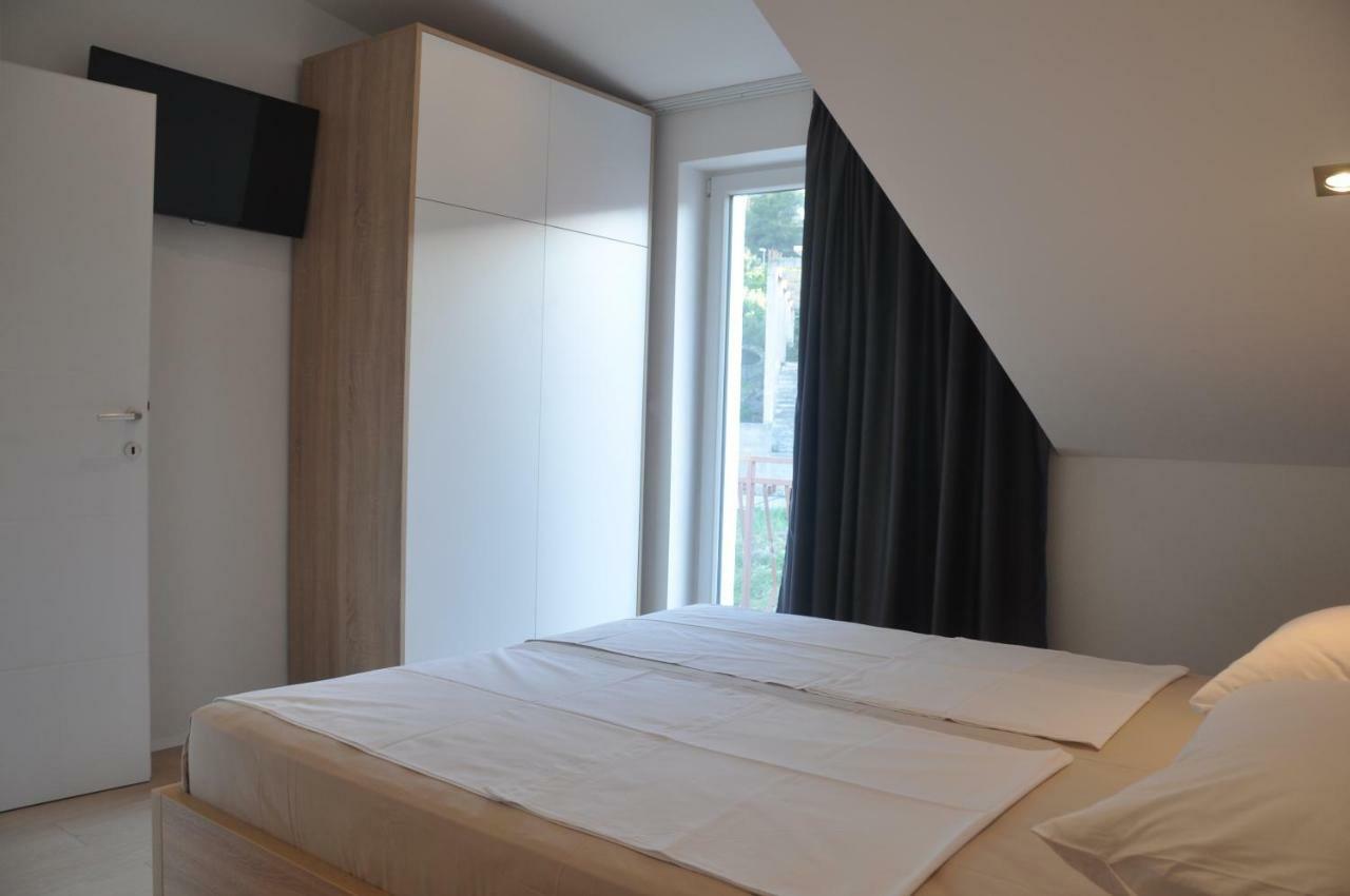 Anna Apartment Marina Buitenkant foto