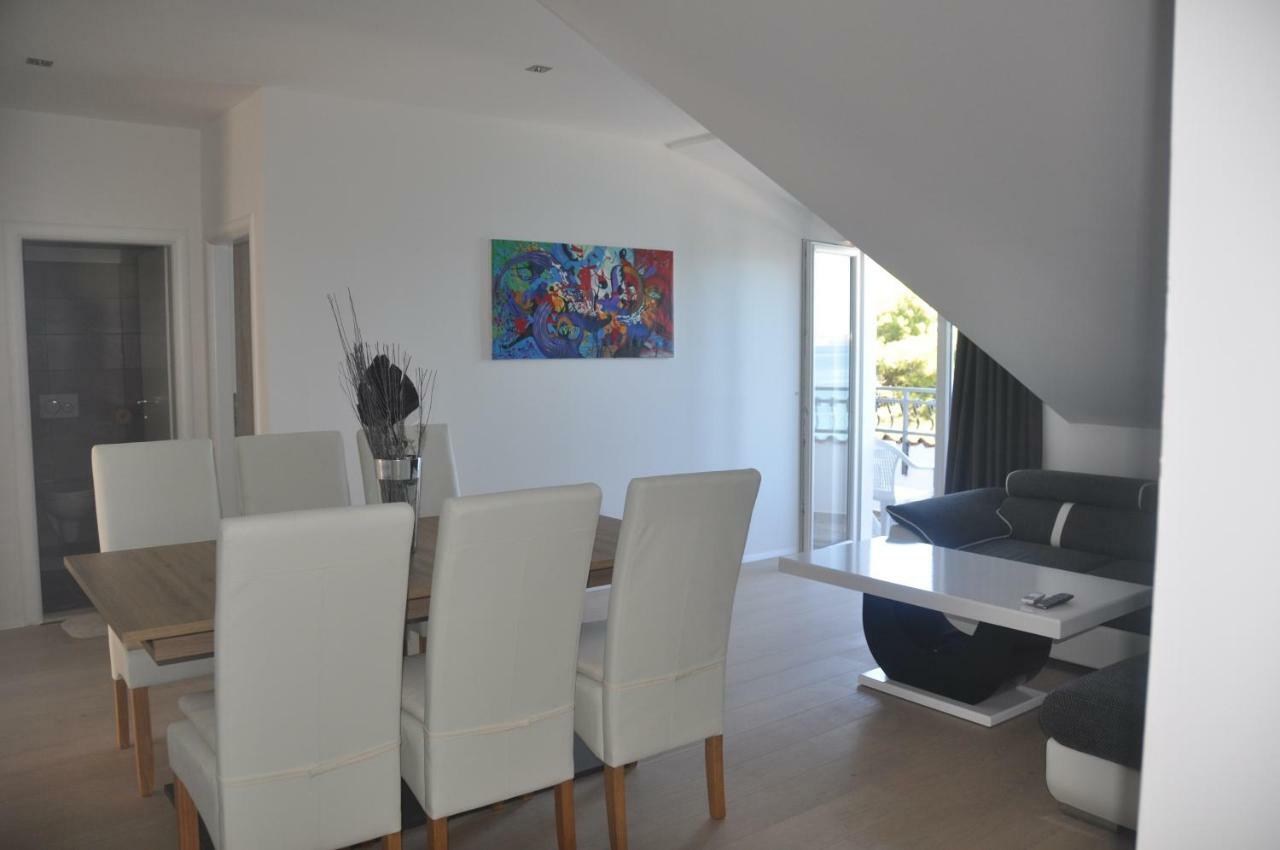 Anna Apartment Marina Buitenkant foto