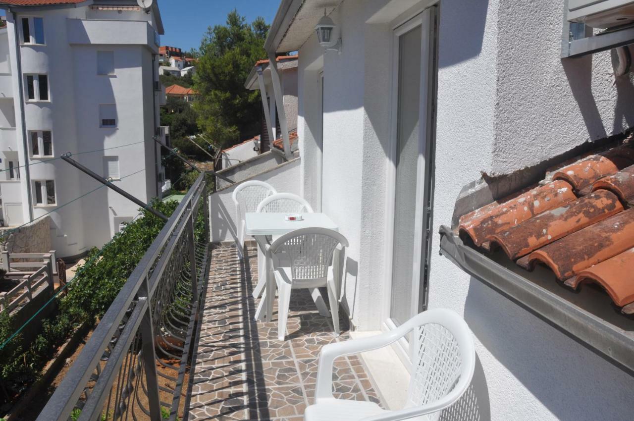 Anna Apartment Marina Buitenkant foto